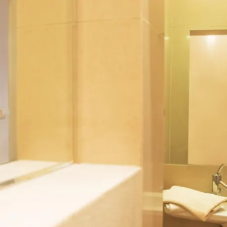 Main Square Lux 3 Апартаменты *